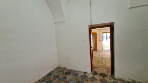 Centralissimo Locale Commerciale con Doppia Esposizione